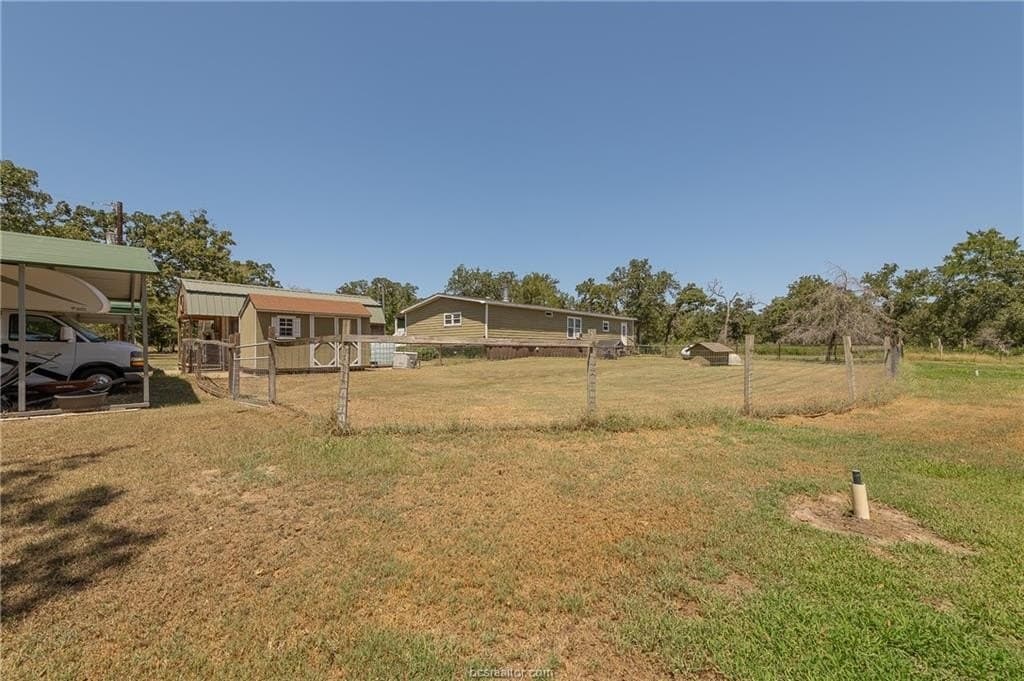 10 acres in Grimes County - photo 27