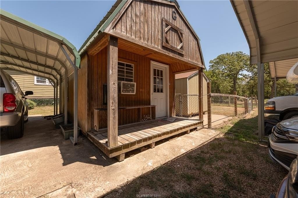 10 acres in Grimes County - photo 31