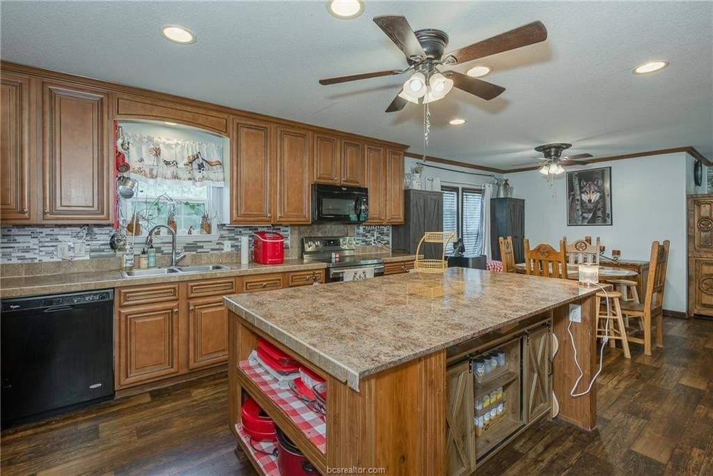 10 acres in Grimes County - photo 16