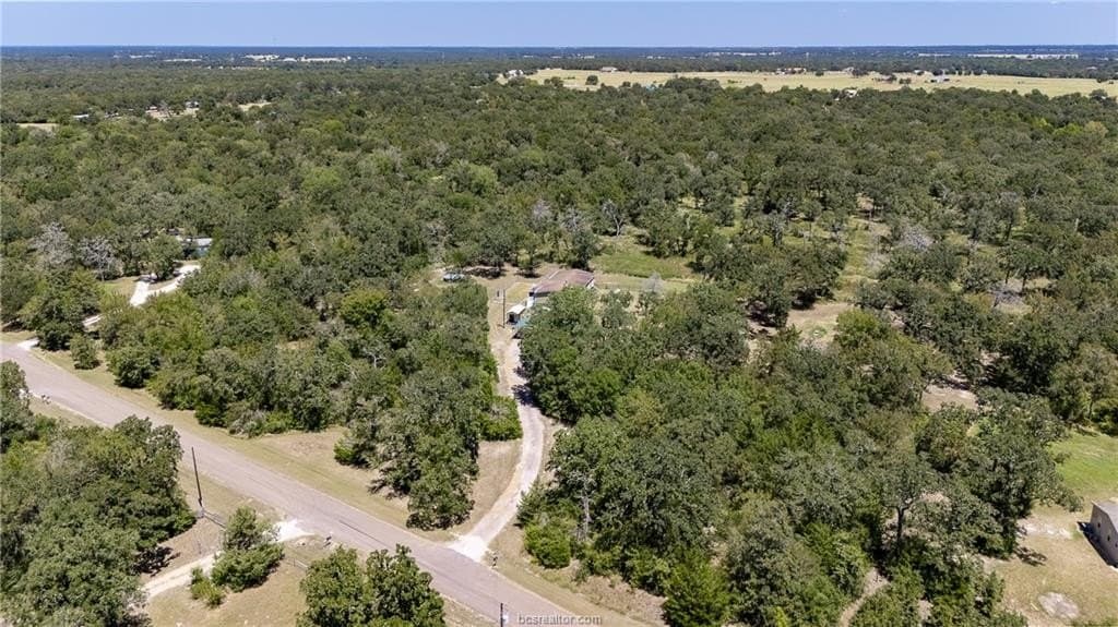 10 acres in Grimes County - photo 37
