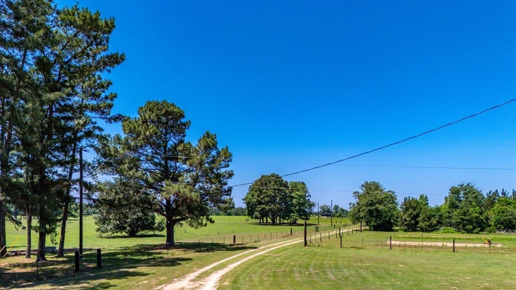 10.86 acres in Texas County gallery image 2