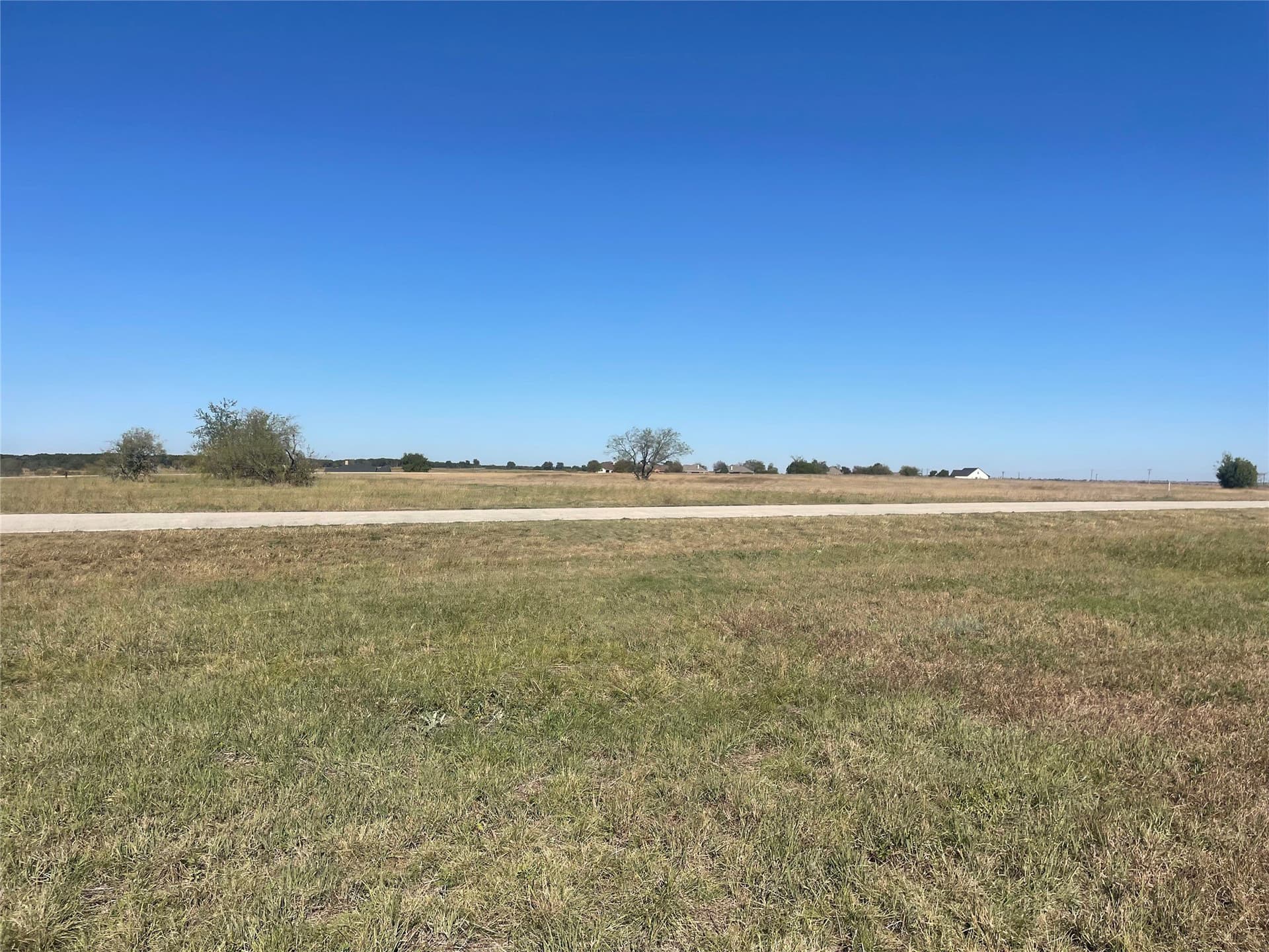 0.37 acres in Johnson County - photo 4