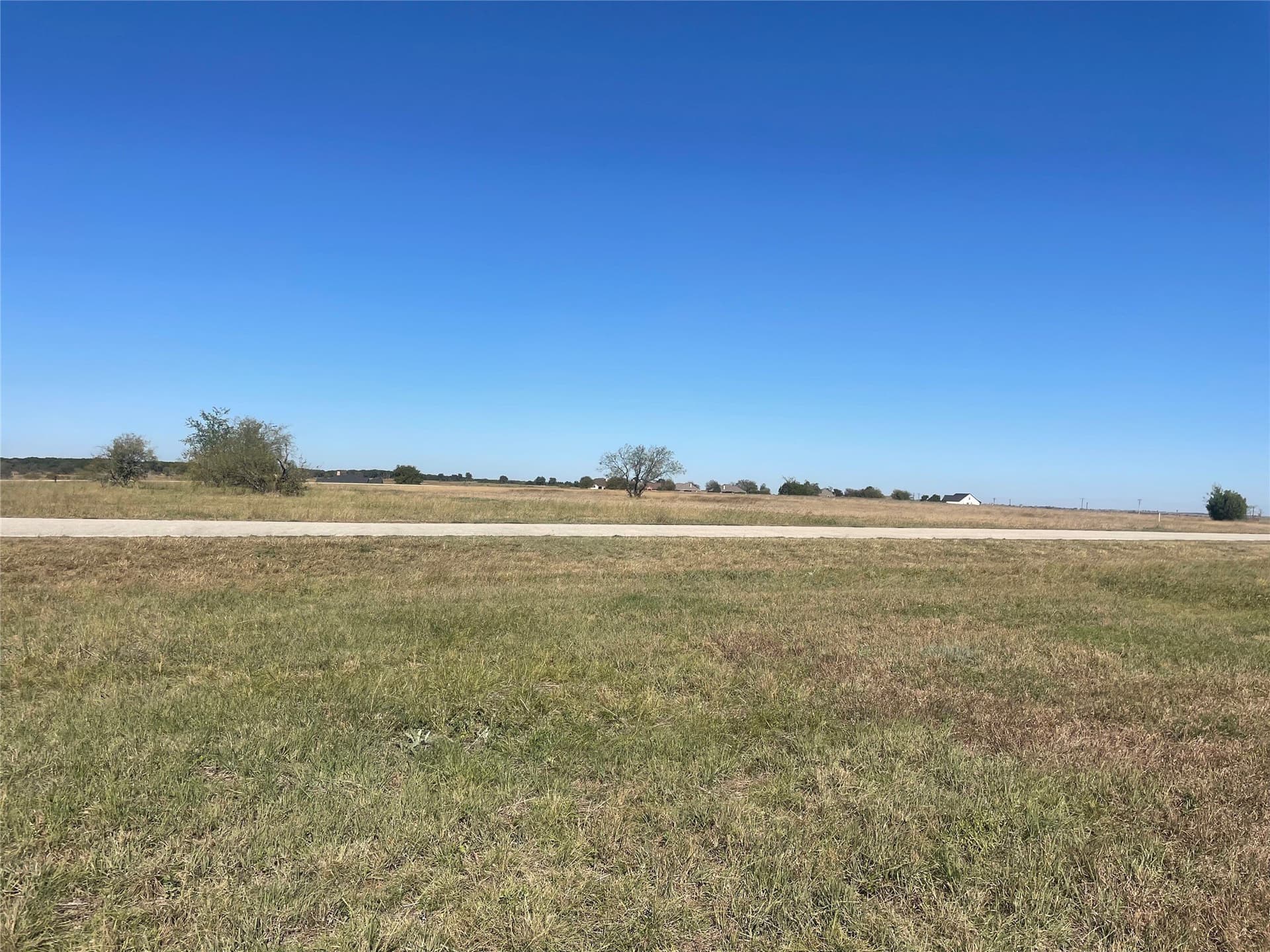 0.37 acres in Johnson County - photo 3