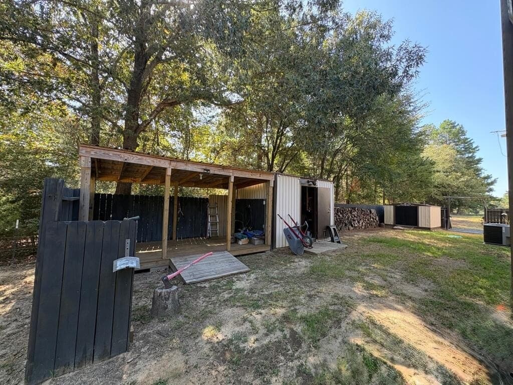 10 acres in Anderson County - photo 23