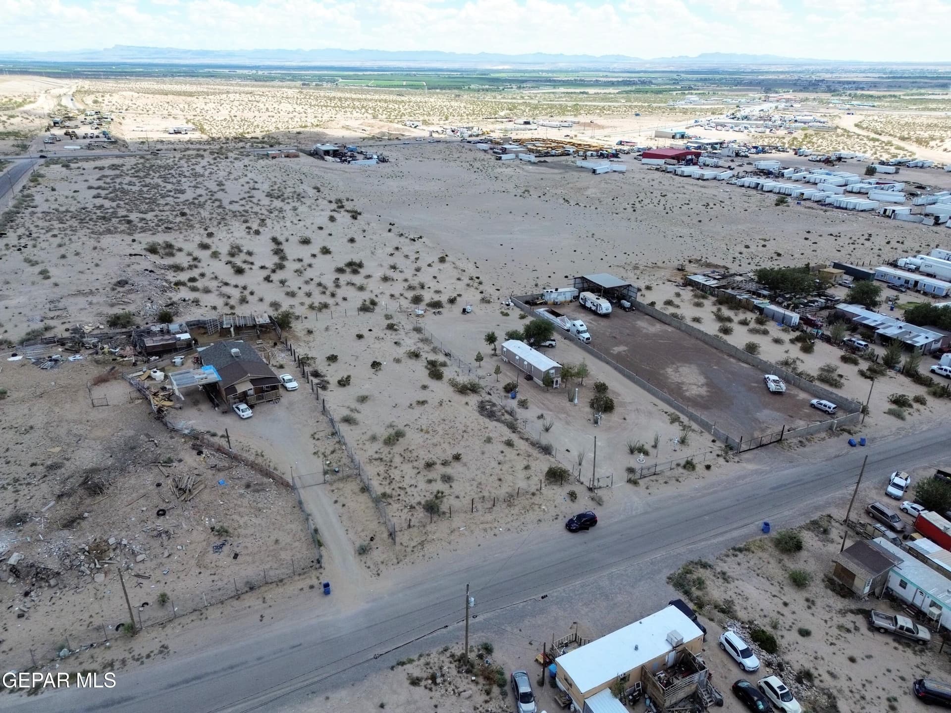 0.5 acres in El Paso County gallery image 4