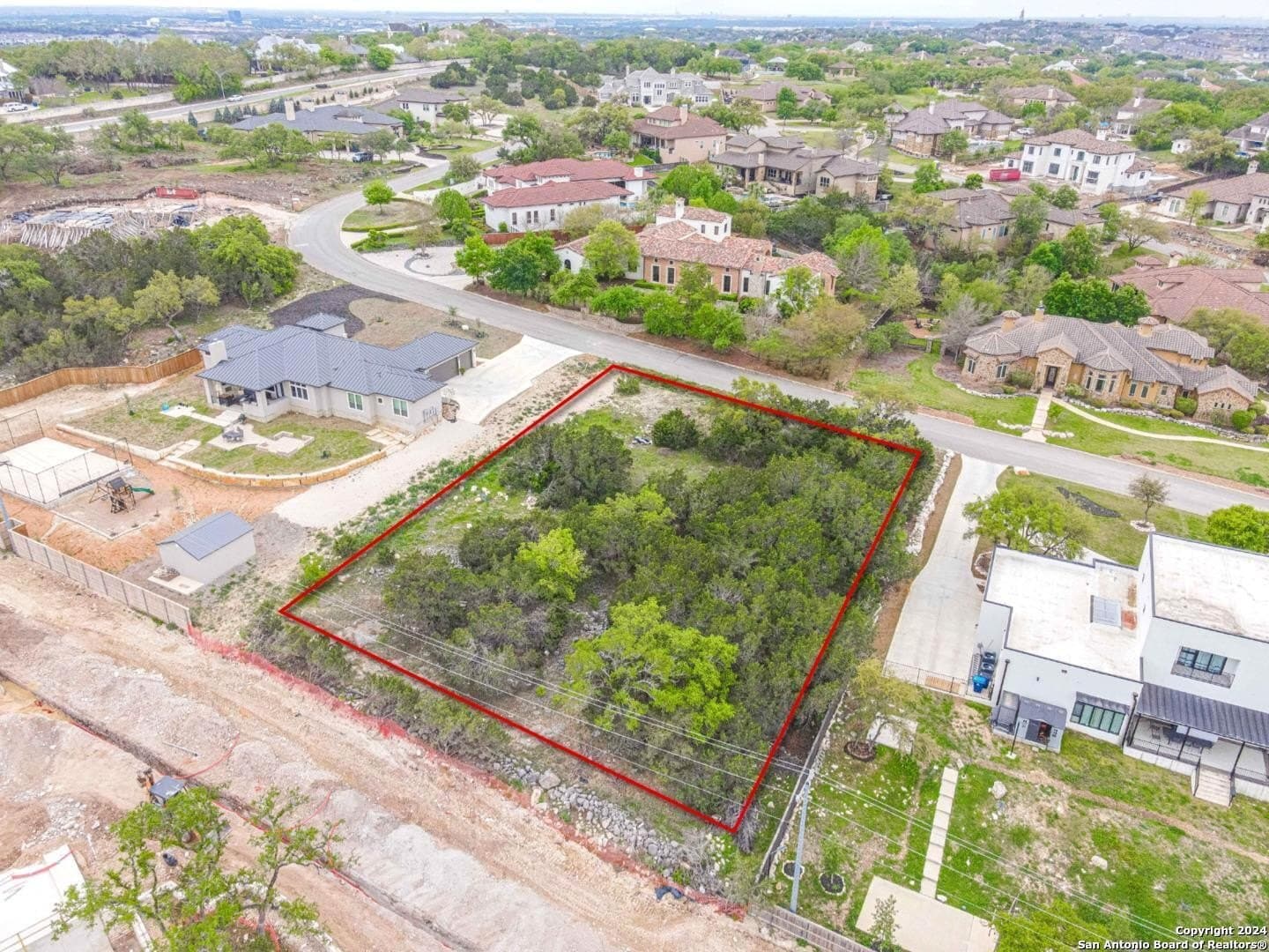 0.7 acres in Bexar County gallery image 4