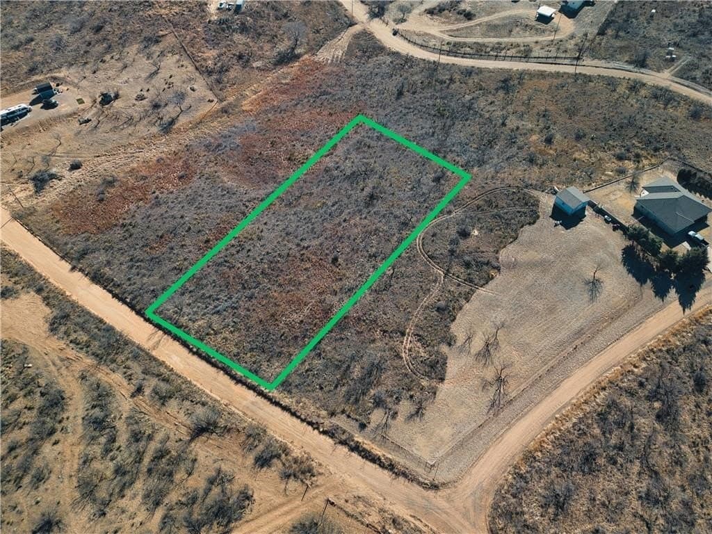 0.94 acres in Hutchinson County gallery image 3