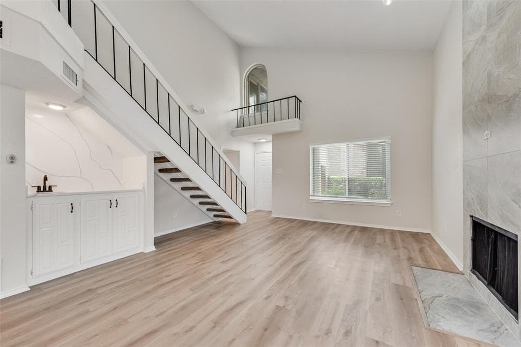 10.63 acres in Dallas County gallery image 2