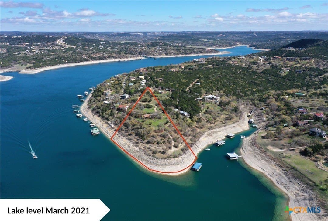 7 acres in Travis County gallery image 2