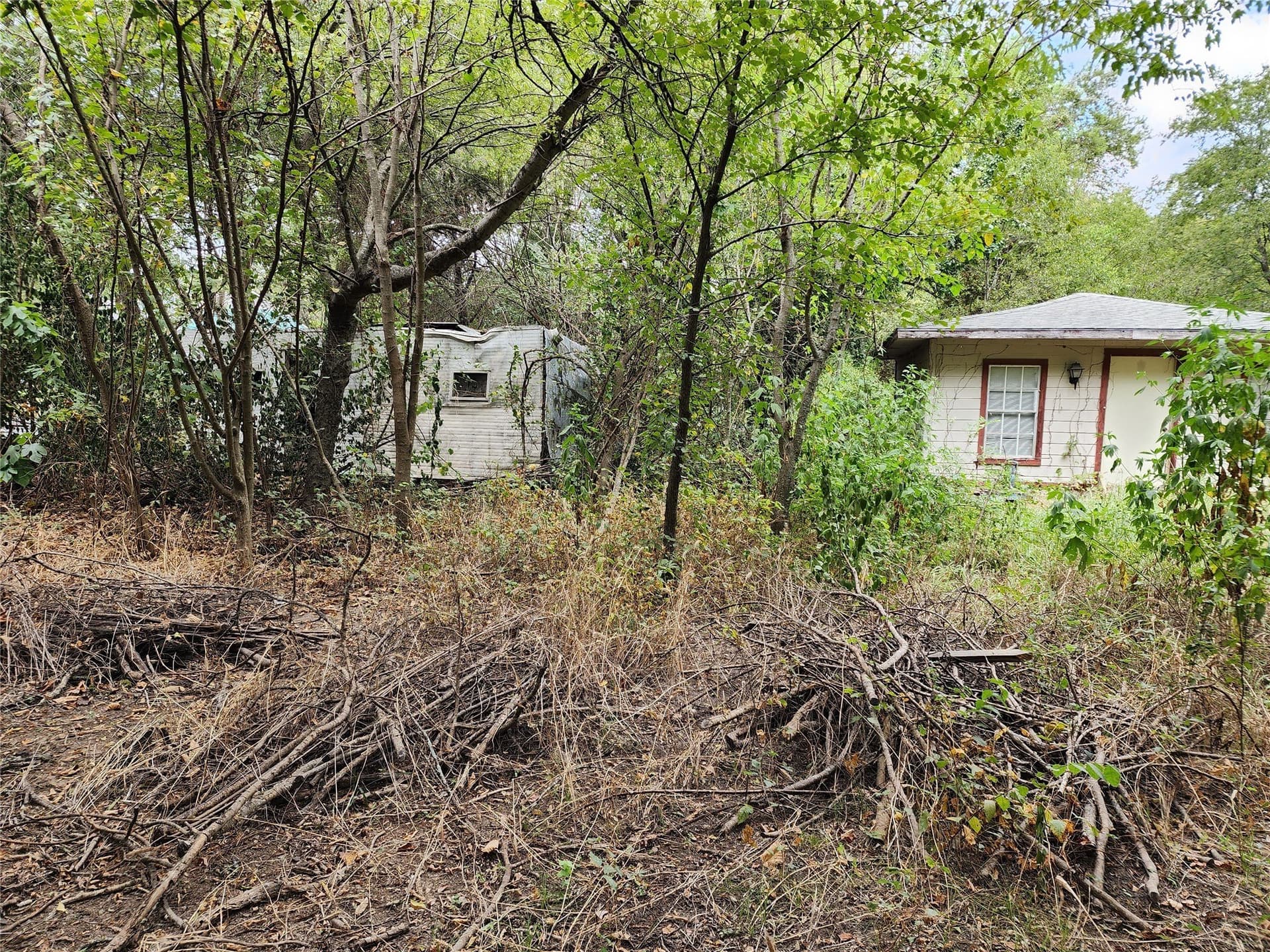 0.24 acres in Hill County - photo 6