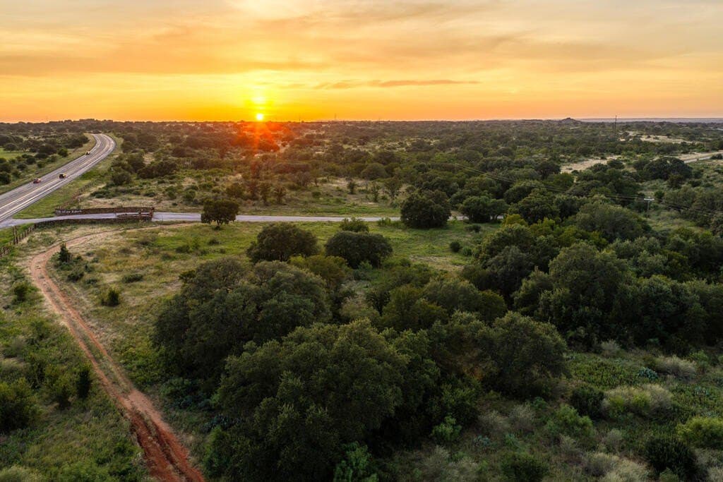 24 acres in Llano County - photo 10