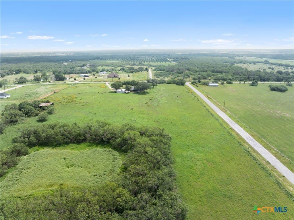 1.05 acres in Wilson County gallery image 4