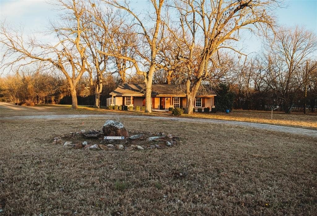 13.3 acres in Grayson County gallery image 2