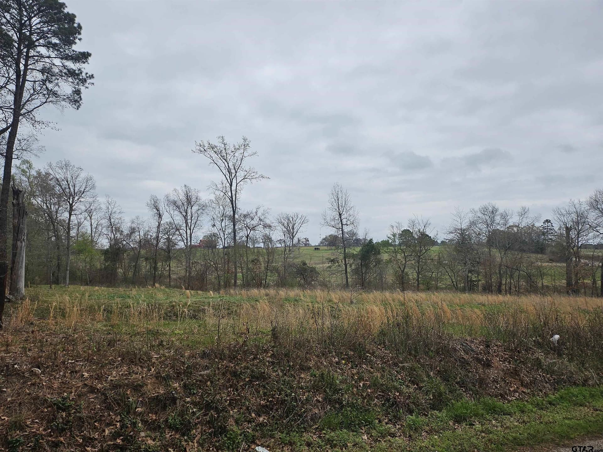 2.36 acres in Smith County