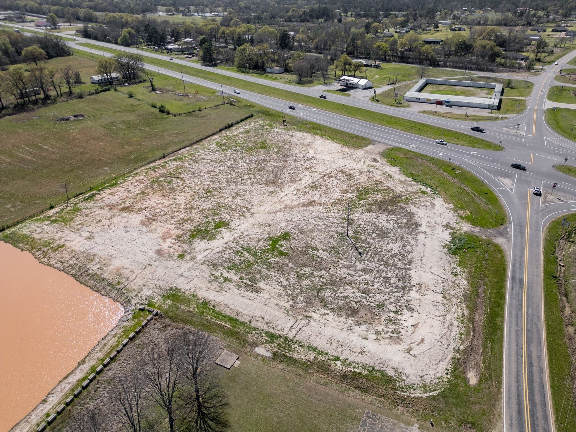 3.67 acres in Lamar County - photo 9