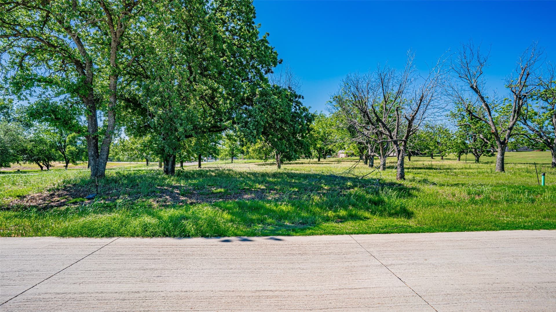 1.92 acres in Hood County - photo 3