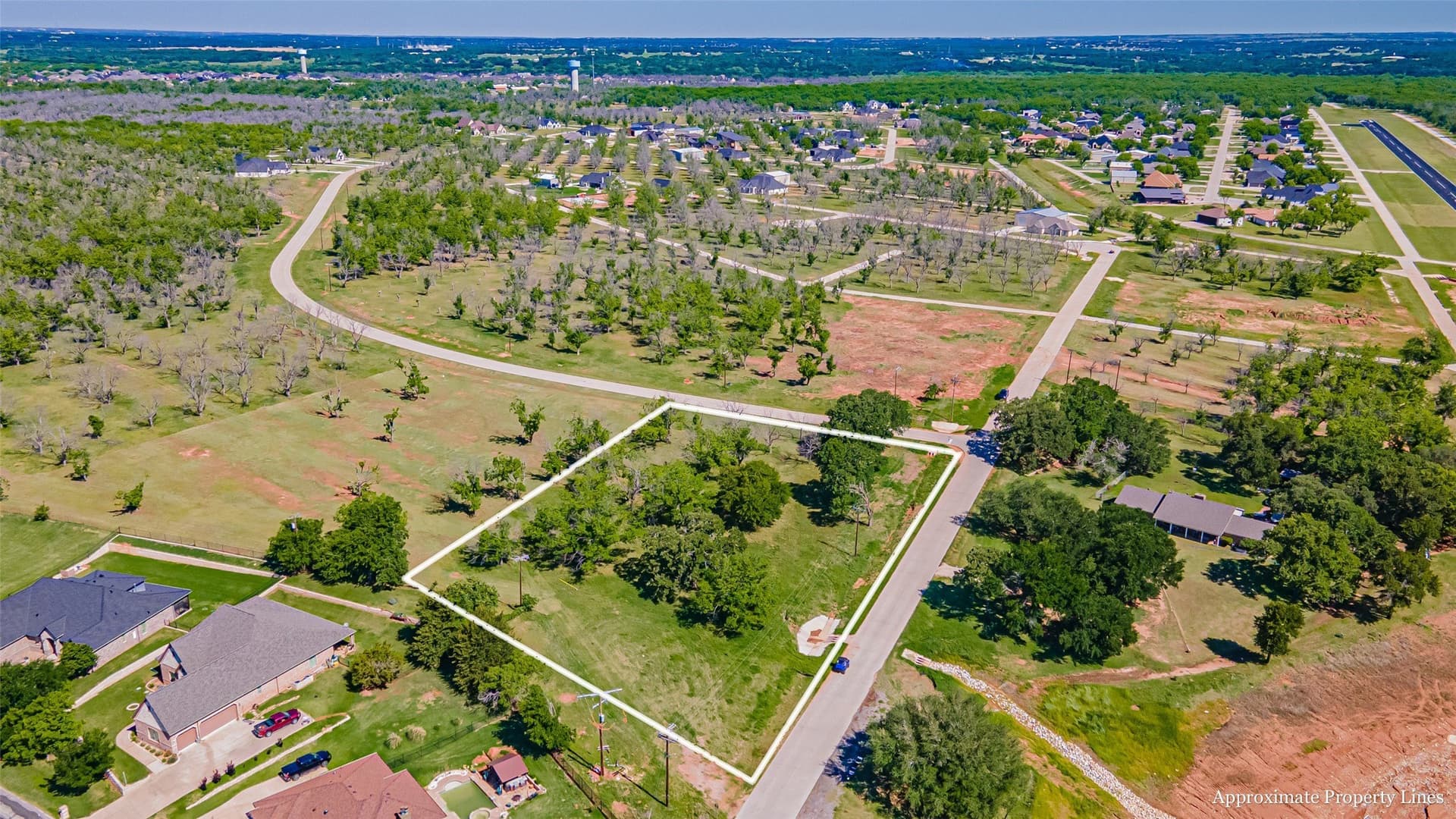 1.92 acres in Hood County