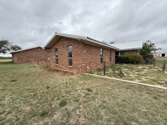 15 acres in Nolan County gallery image 3