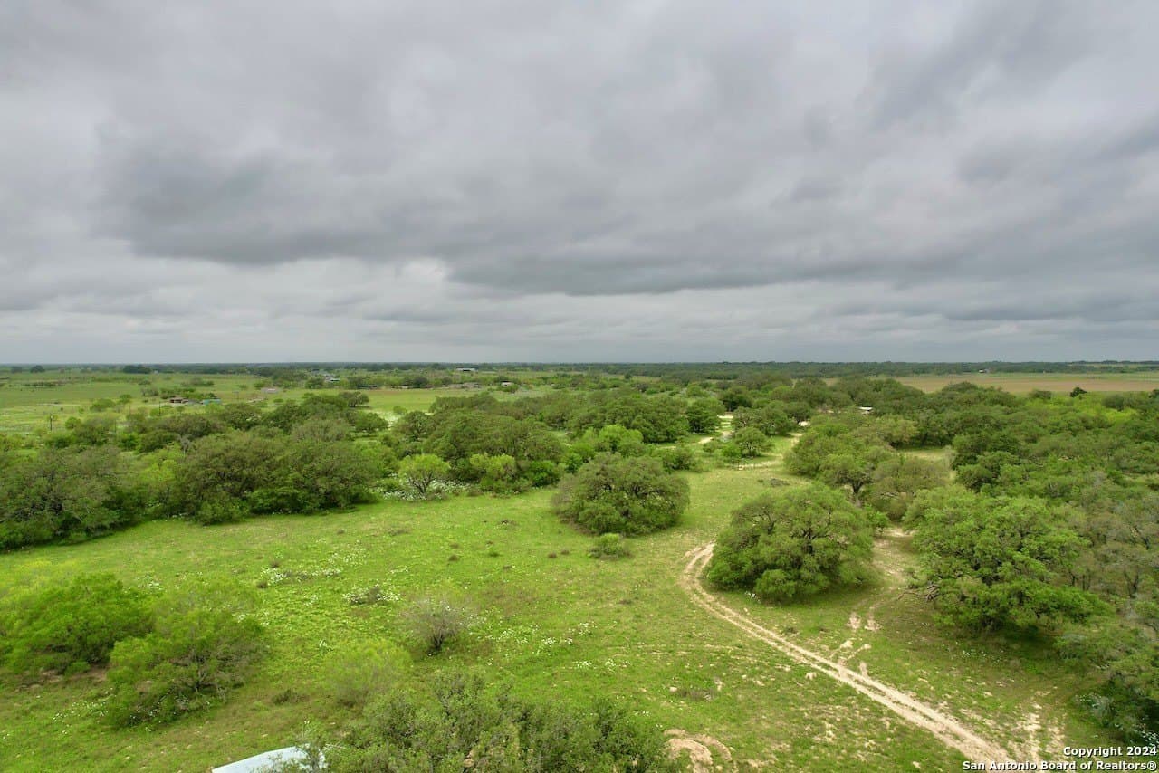 177.9 acres in Medina County - photo 10