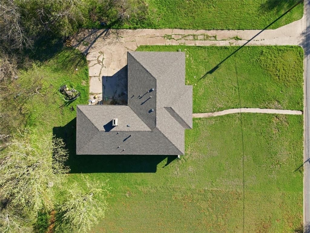 7.89 acres in Ellis County gallery image 4