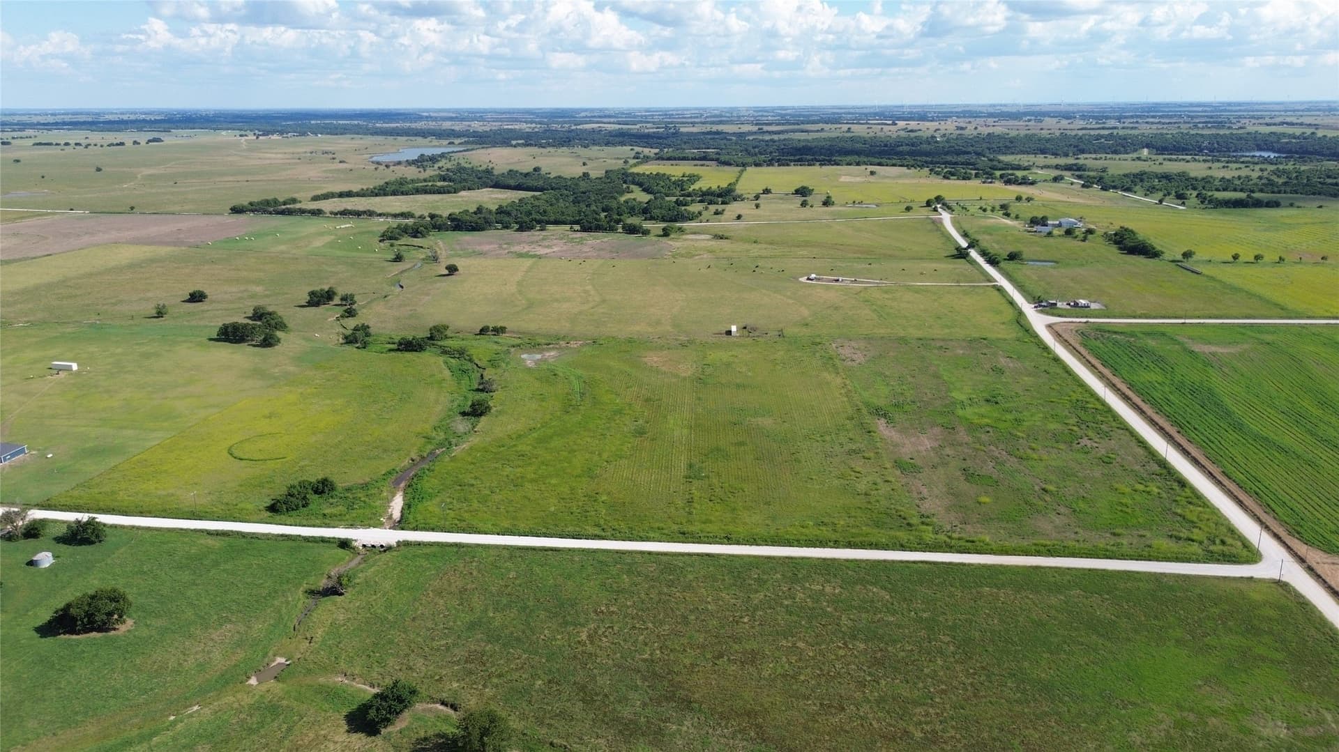 23.5 acres in Cooke County - photo 4