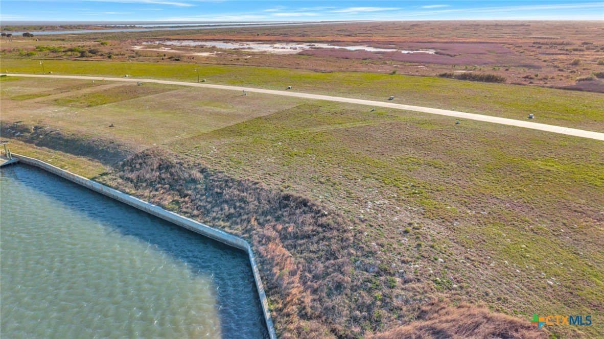 0.25 acres in Calhoun County - photo 6