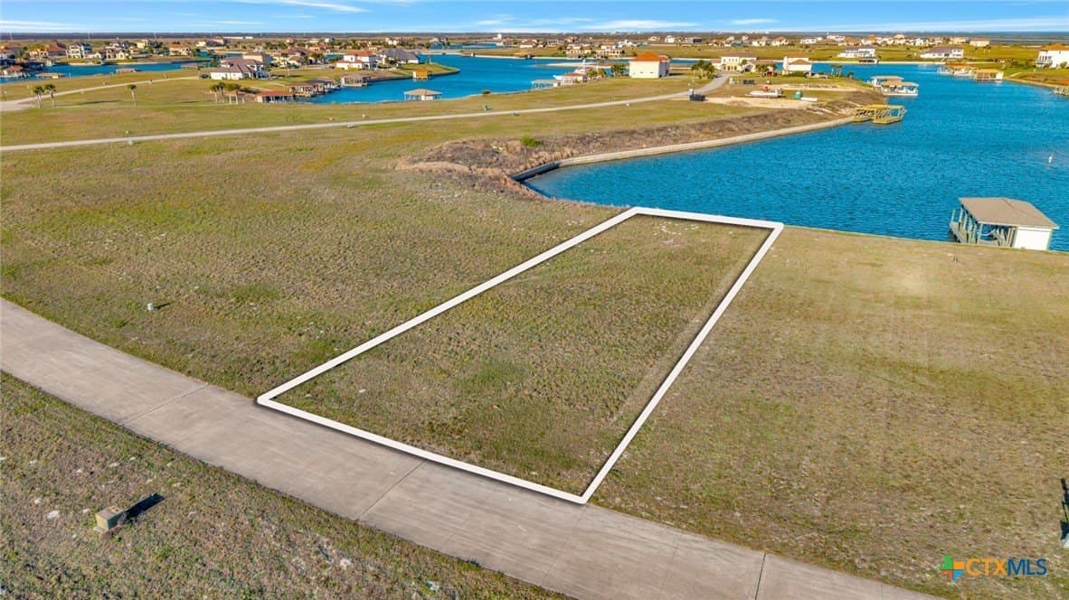 0.25 acres in Calhoun County - photo 24