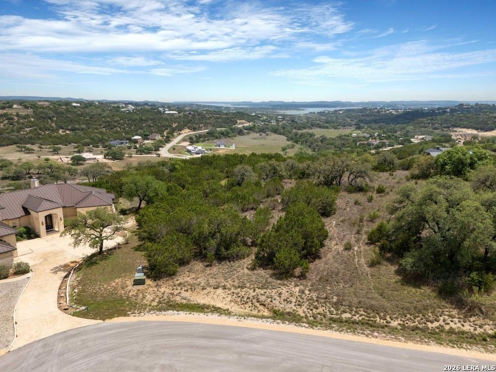 1.42 acres in Comal County gallery image 3