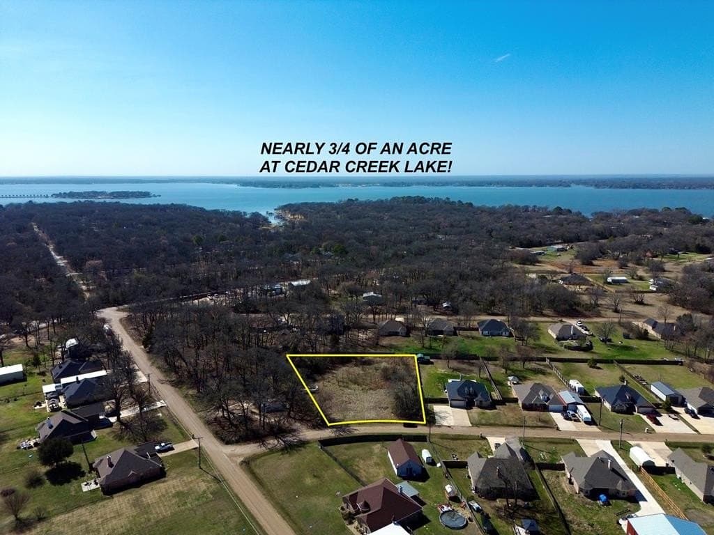 0.69 acres in Henderson County