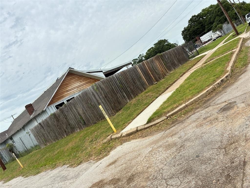 0.18 acres in Tarrant County gallery image 3