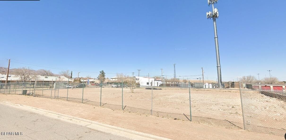 0.44 acres in El Paso County gallery image 2