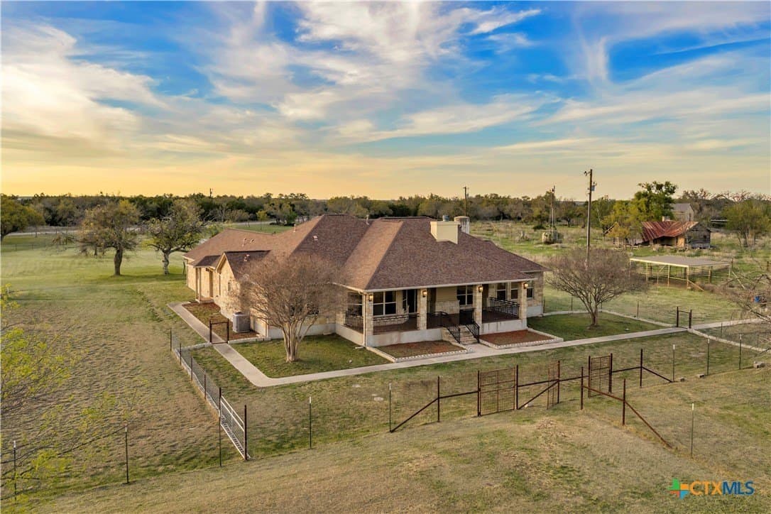 25 acres in Burnet County gallery image 2