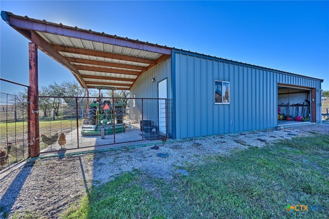 26 acres in Gonzales County - photo 30