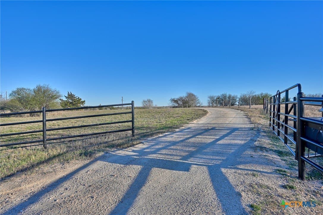 26 acres in Gonzales County - photo 29