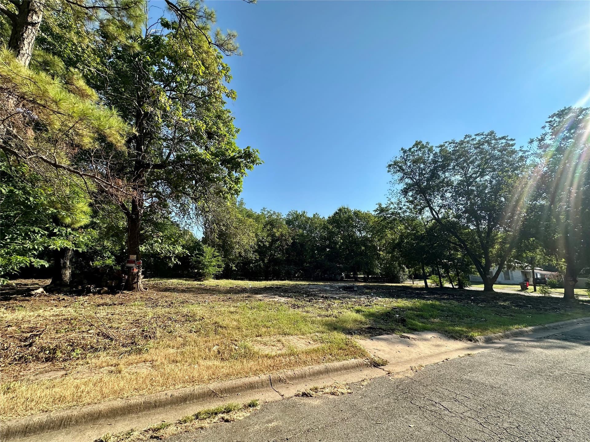 0.28 acres in Lamar County - photo 4