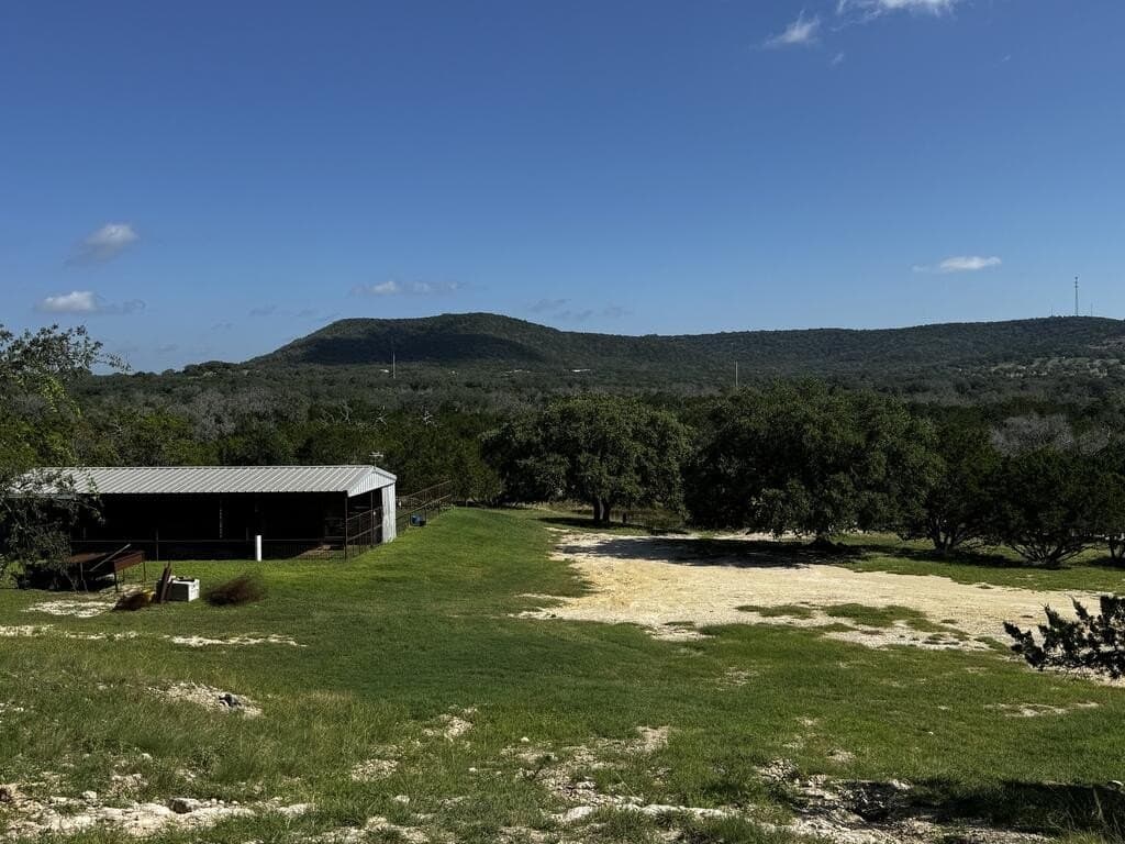18.86 acres in Bandera County - photo 40