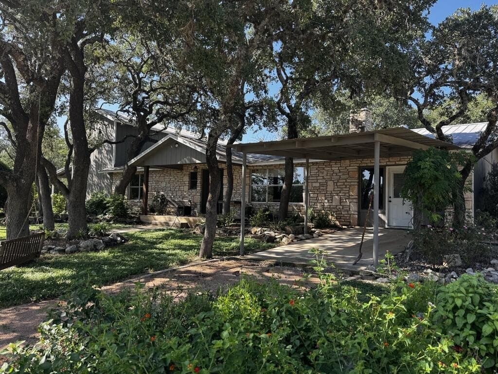 18.86 acres in Bandera County - photo 41