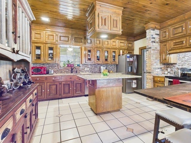 12.06 acres in Henderson County - photo 18