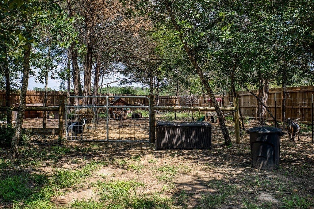 1 acres in Burleson County - photo 22