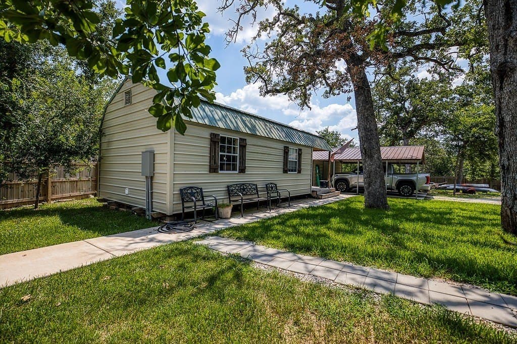 1 acres in Burleson County featured view