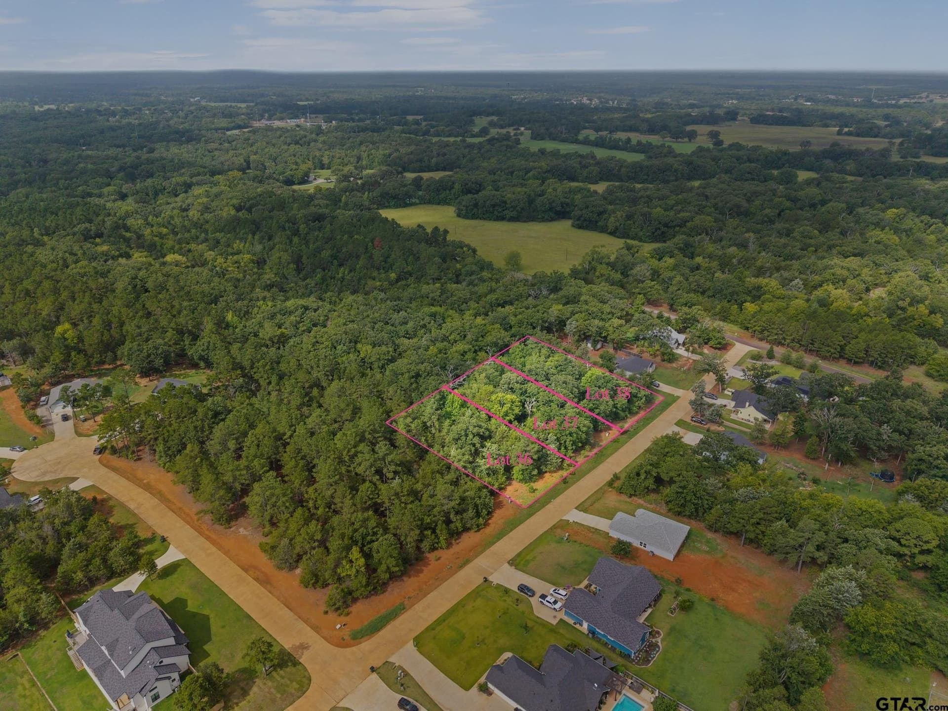 0.5 acres in Smith County - photo 3