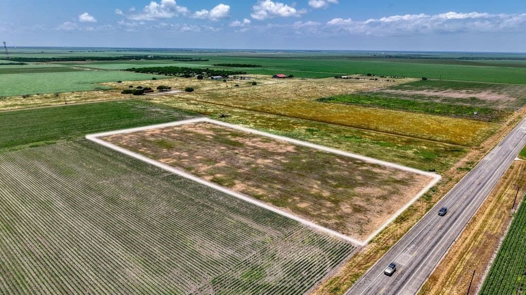 4.86 acres in Refugio County gallery image 3
