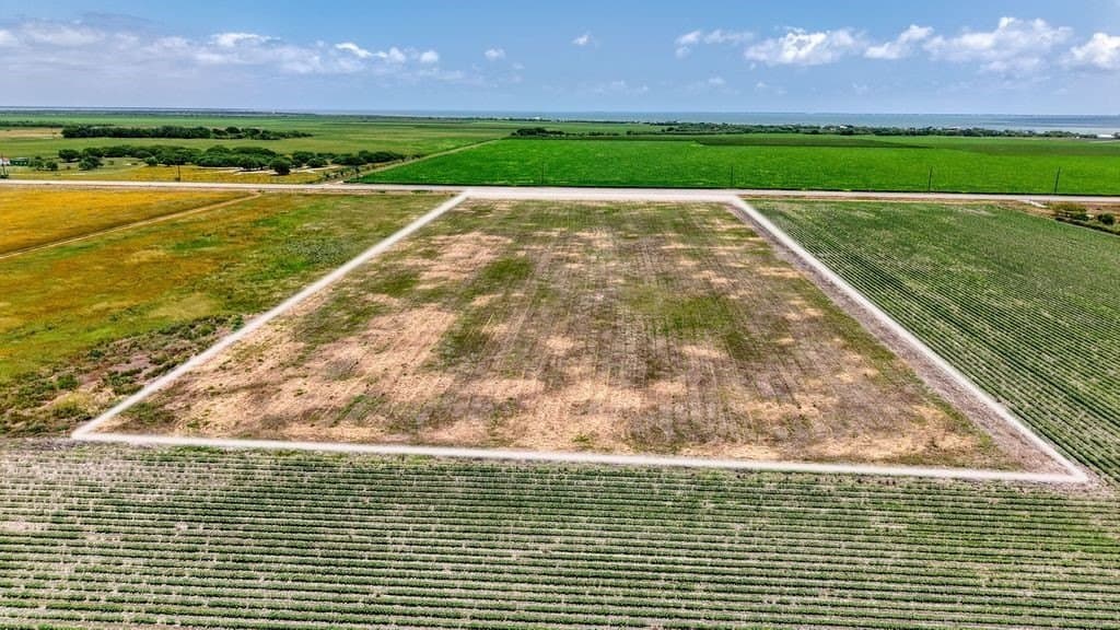 4.86 acres in Refugio County gallery image 2