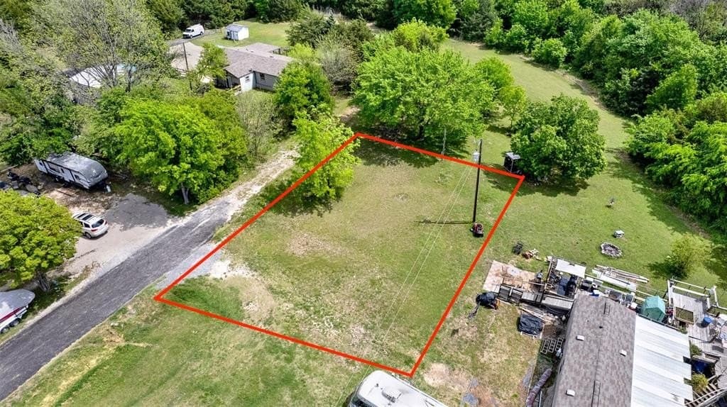 0.25 acres in Collin County gallery image 2