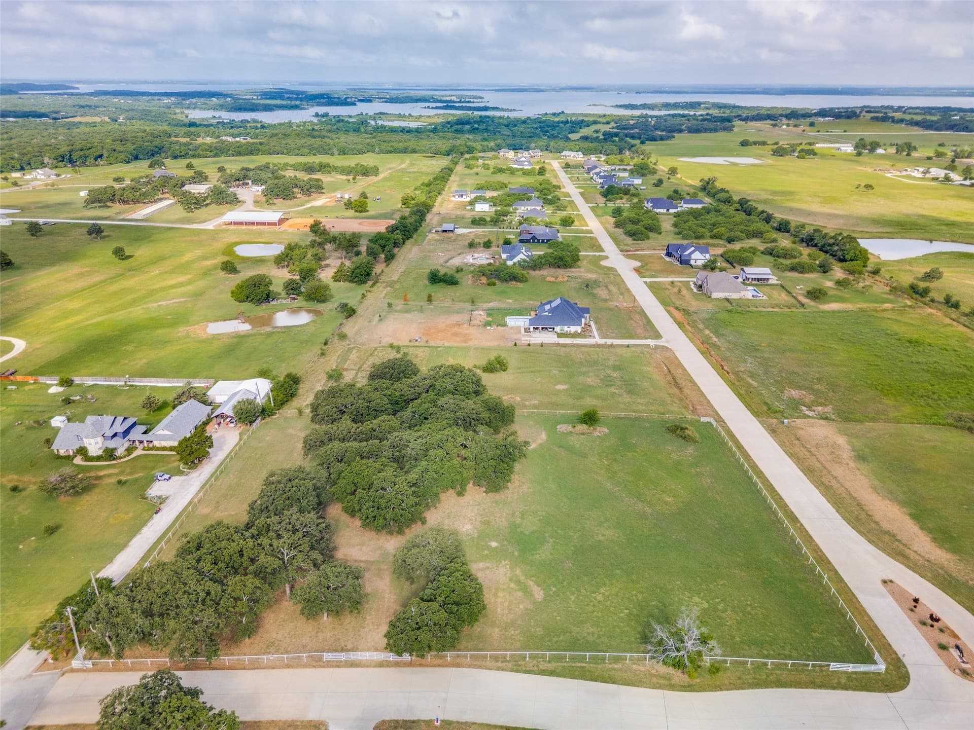 2.82 acres in Denton County gallery image 3
