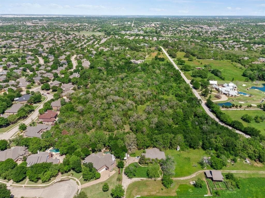 2.21 acres in Tarrant County