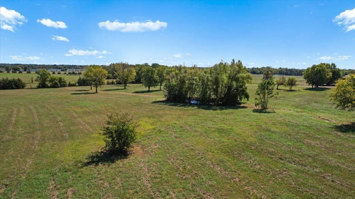 13.31 acres in Red River (TX) County - photo 10