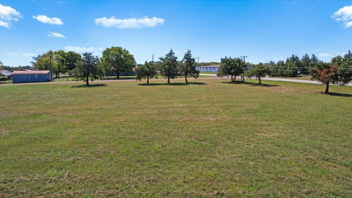 13.31 acres in Red River (TX) County - photo 11