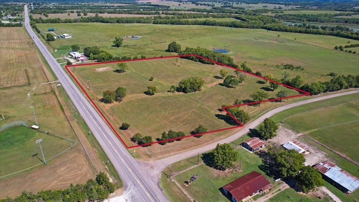 13.31 acres in Red River (TX) County - photo 24