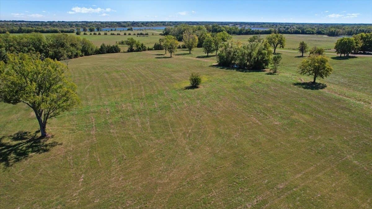 13.31 acres in Red River (TX) County - photo 20